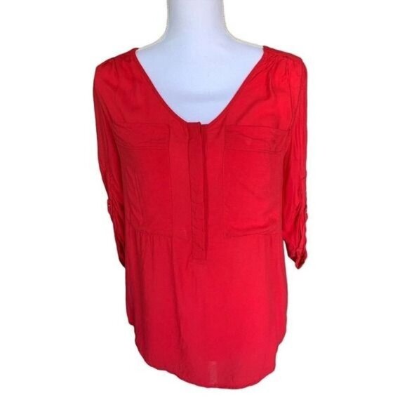 Anthropologie Maeve Top Size XSmall Red Tab Roll 3/4 Sleeve Hi Lo Hemline - Picture 1 of 9